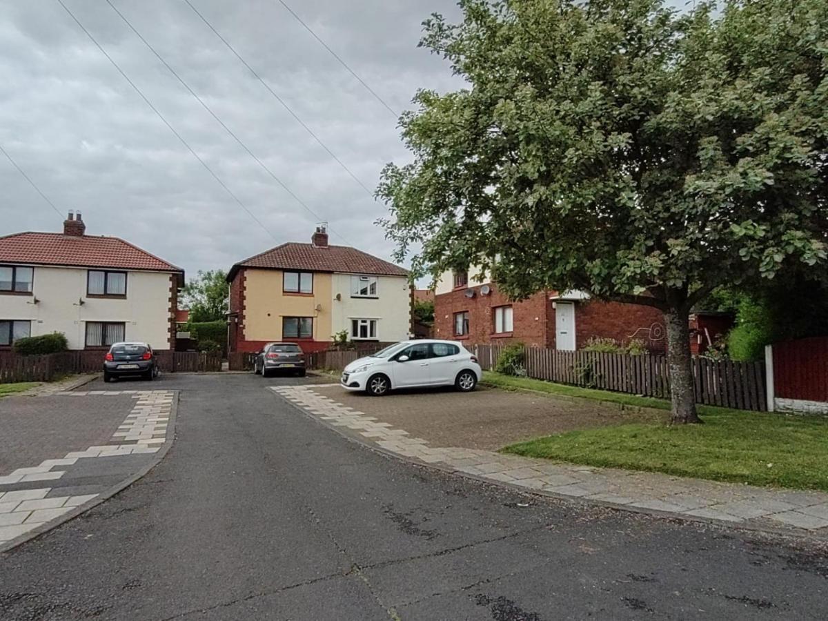 Adrian House, Near Hospital, Easy Parking + Garden Apartman Carlisle  Kültér fotó
