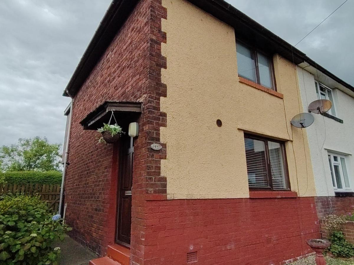 Adrian House, Near Hospital, Easy Parking + Garden Apartman Carlisle  Kültér fotó